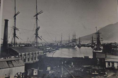 OLD PHOTOGRAPH-CAPE TOWN HARBOUR,CIRCA 1900