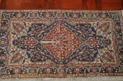 FANTASTIC VINTAGE HANDMADE PERSIAN CARPET IN GREAT CONDITION!!!!JUST LOOK AT THIS!!!!