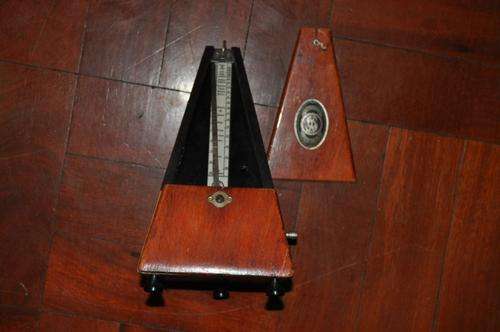 GERMAN MAKE METRONOME BY SYSTEM MAELZEL  IN WORKING ORDER VALUE R1500