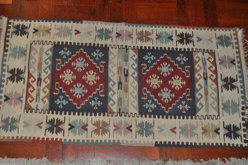 AMAZING VINTAGE HANDMADE SMALL KILIM CARPET