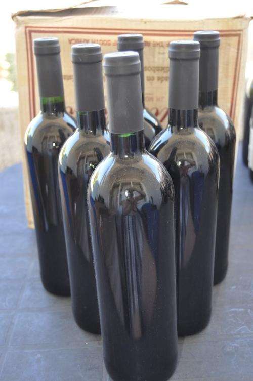 1998 SIX BOTTLES OF MIDDELVLEI PINOTAGE