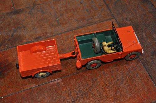 RARE!!! DINKY CAR IN EXCELLENT CONDITION