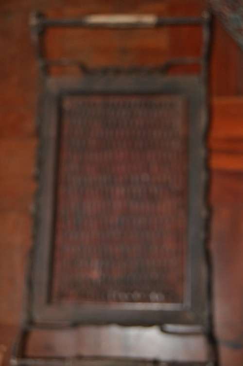 VINTAGE IRON TRAY-PERFECT FOR YOUR GARDEN