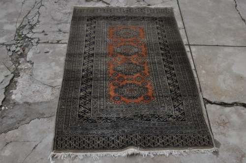 BEAUTIFUL HANDMADE PERSIAN CARPET 95X160CM