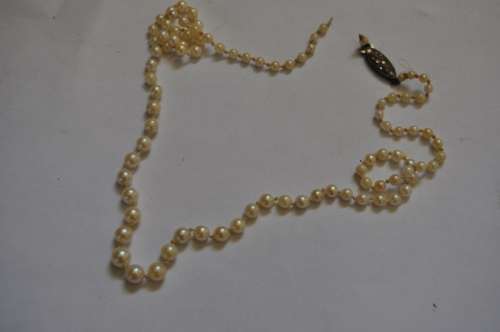 REAL PEARL NECKLACE WITH STERLING SILVER MARGAZET CLASP