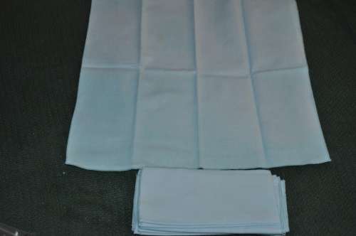 6 BLUE TABLE NAPKINS