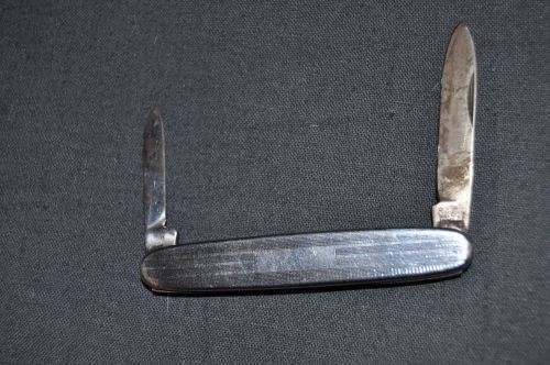 RICHARDS SHEFFIELD VINTAGE POCKET KNIFE
