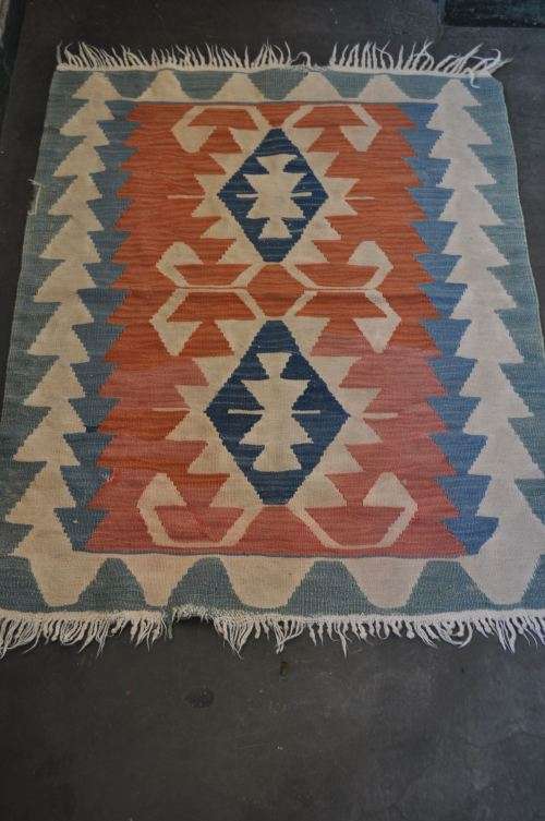 GORGEOUS SMALL KELIM HANDMADE CARPET