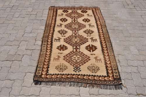 AWESOME PERSIAN HANDMADE CARPET-100X190CM-IN VERY GOOD CONDITION