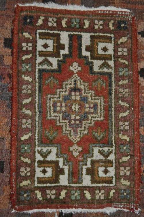 SMALL PERSIAN HANDMADE CARPET-PERFECT FOR ENTRANCE-NICE AND TICK