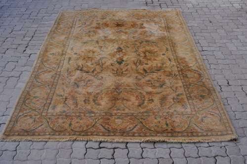 STUNNING HANDMADE PERSIAN CARPET IN GREAT CONDITION 182X277CM