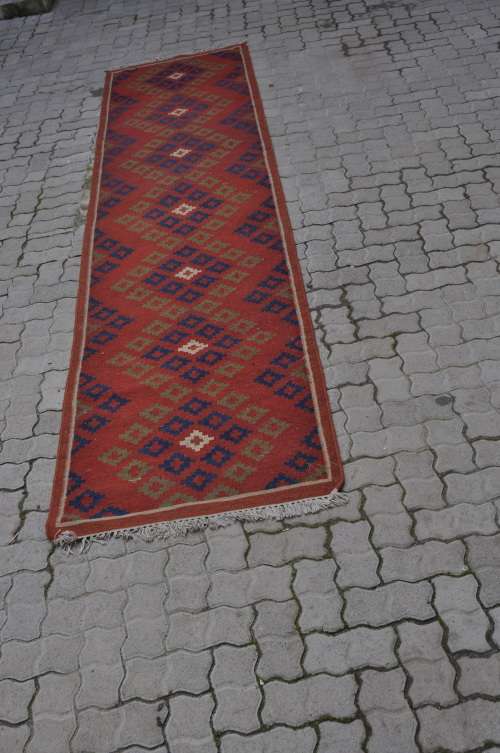 AWESOME HANDMADE KELIM CARPET-RUNNER 82X346CM-IN GREAT CONDITION