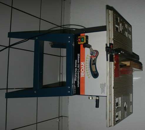 Ryobi HBT255L table saw  (1500W)