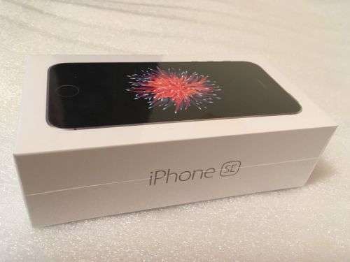 Iphone SE 16 gig space gray with box and all accessories