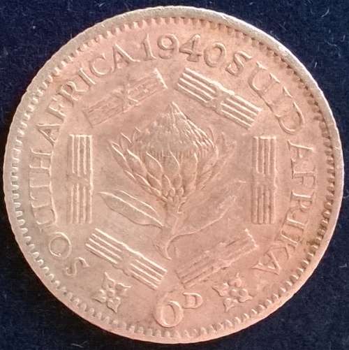 1940 SILVER SIXPENCE CIRCULATED AND UNGRADED