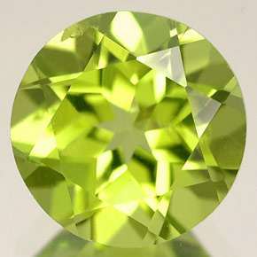 NATURAL MINED PERIDOT 4.65mm.0.37cts