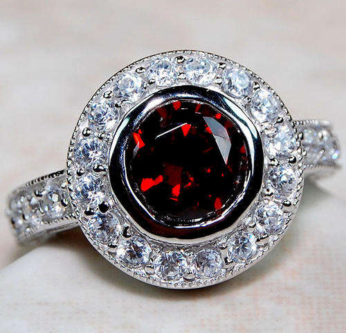 Red Topaz, White Topaz & 925 SOLID STERLING SILVER ring, size 6.