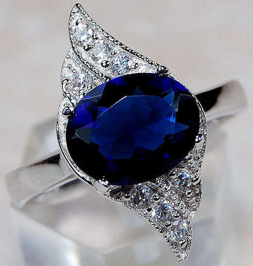 Sapphire, White Topaz & 925 SOLID STERLING SILVER Ring Size 7.