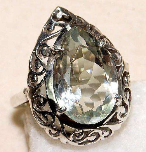 10ct Green Amethyst & 925 Solid Sterling Silver Ring Size 8