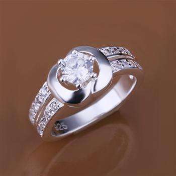 STRIKING AND SPARKLING CRYSTAL DRESS RING SIZE 7