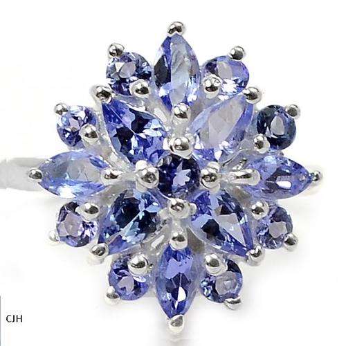 TANZANITE .925 STERLING SILVER RING SIZE 6.5