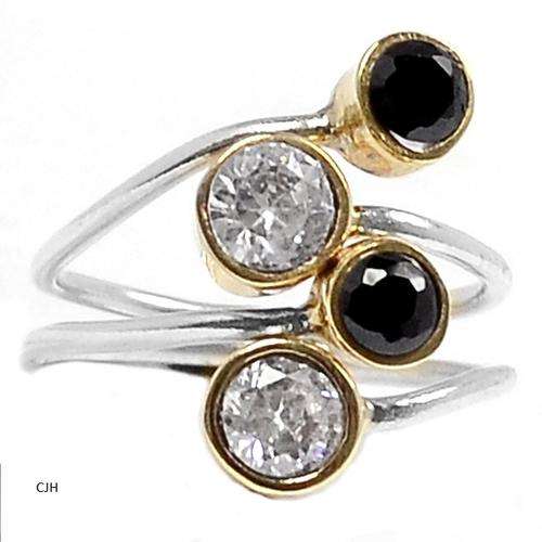 TWO TONE BLACK ONYX & WHITE TOPAZ .925 STERLING SILVER RING SIZE 6.5