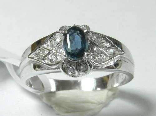 925 Sterling Silver natural A-grade Sapphire ring.
