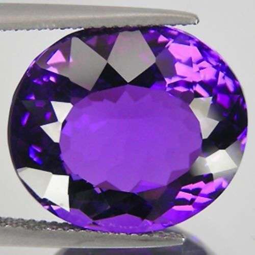 EXCEPTIONAL OVAL CUT - COLOUR CHANGE PURPLE AMETHYST - 17.40ct