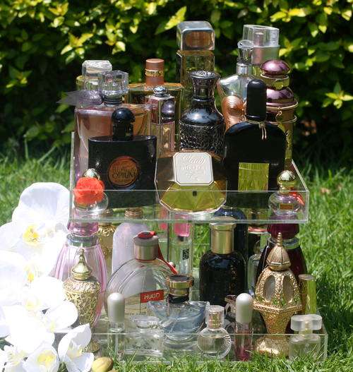 Beauty Organiser -Perfume Cosmetic Stand