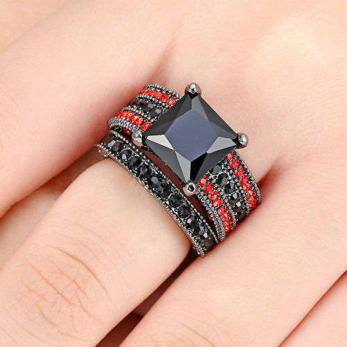 2 Piece Black & Red Crystal Ring - Size 6