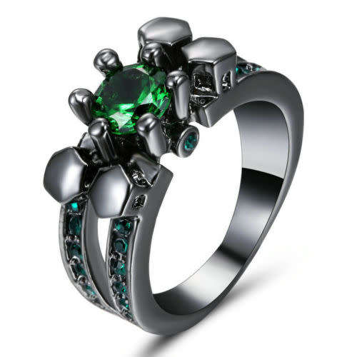 Beautiful Green Crystal Ring - Size 6