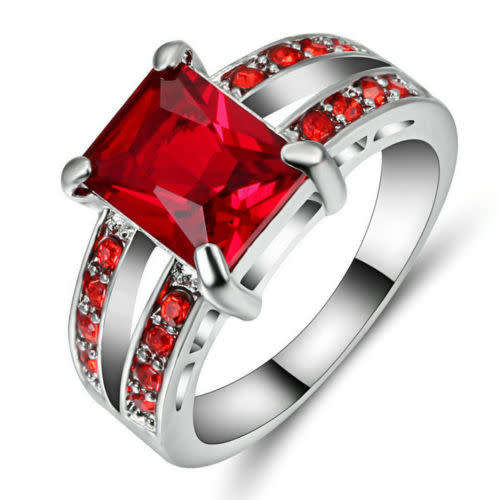 Stunning Red Crystal Ring - Size 6 1/4