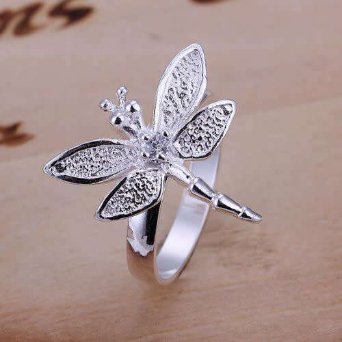 Gorgeous Fashion Ring - Size 8