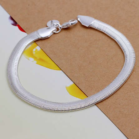 Beautiful Women's Fashion Bracelet