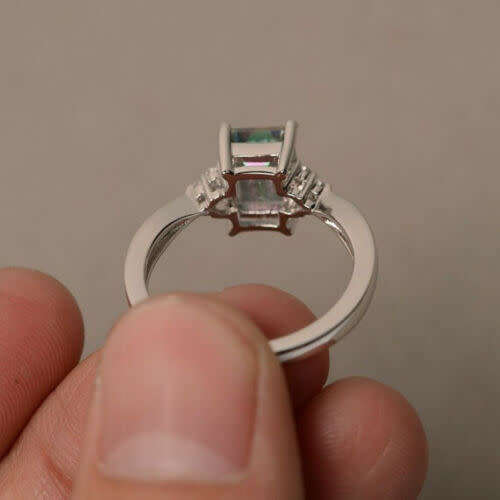 Stunning Blue Crystal Fashion Ring - Size 8