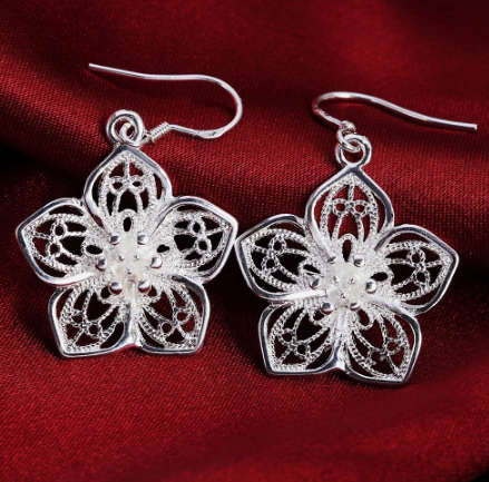 Stunning Flower Fashion Earrings