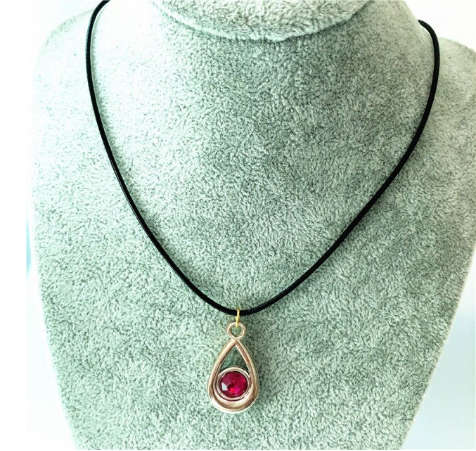 Pink Crystal Fashion Necklace