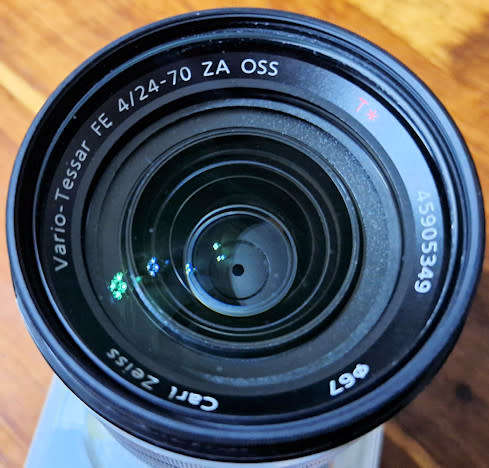 Vario-Tessar T FE 24-70 mm F4 ZA OSS (SEL2470Z)