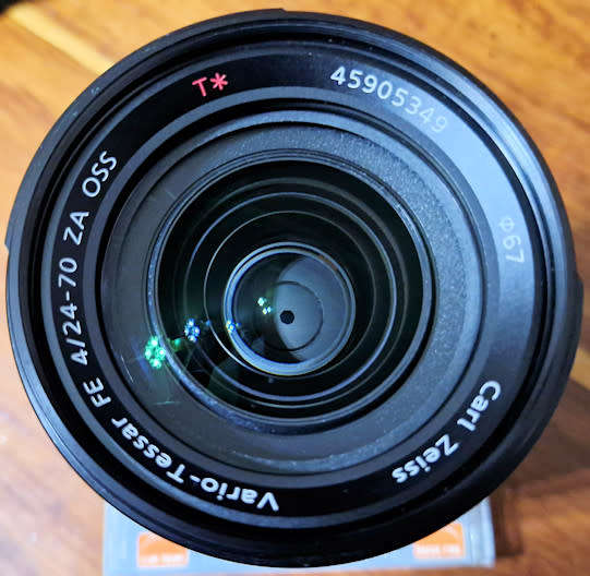Vario-Tessar T FE 24-70 mm F4 ZA OSS (SEL2470Z)
