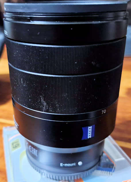 Vario-Tessar T FE 24-70 mm F4 ZA OSS (SEL2470Z)