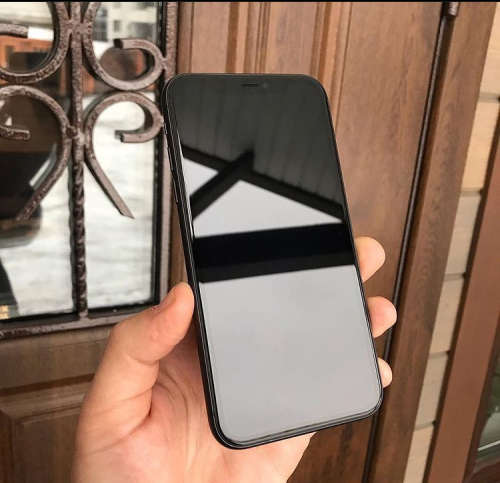 iPhone 11