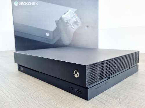 Xbox One X Console