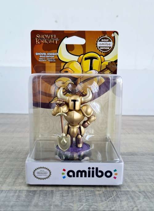 Gold Shovel Knight Amiibo