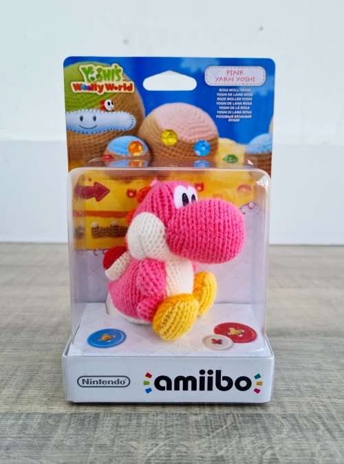 Pink Yarn Yoshi Amiibo