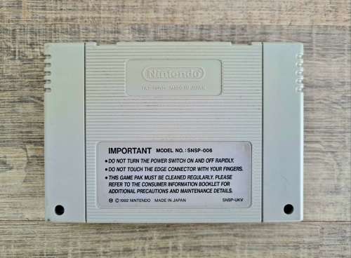 Super Mario World - Super Nintendo (SNES)
