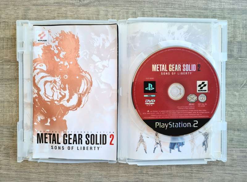 Metal Gear Solid 2 - Playstation 2 (PS2)