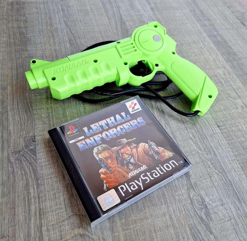 Lethal Enforcers 1&2 + Konami Justifier Light Gun bundle - Playstation 1 (PS1)