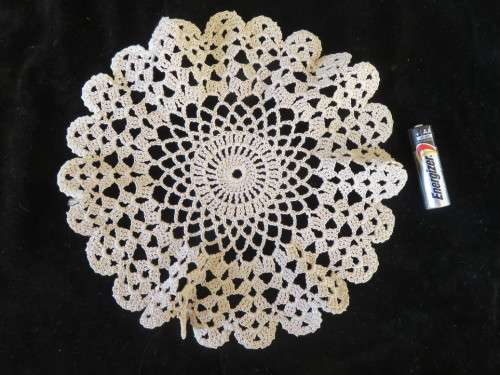 Crochet doilie 19cm - ecru coloured