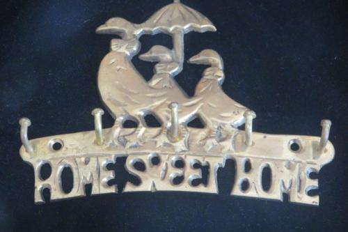 Brass key rack - Home sweet home