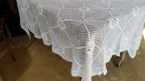 Crochet tablecloth - 225 x 160